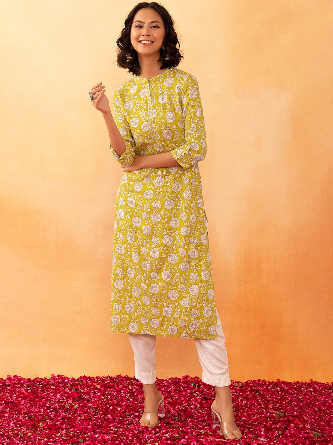 

Rang by Indya Floral Printed Mandarin Collar Kurta, Yellow