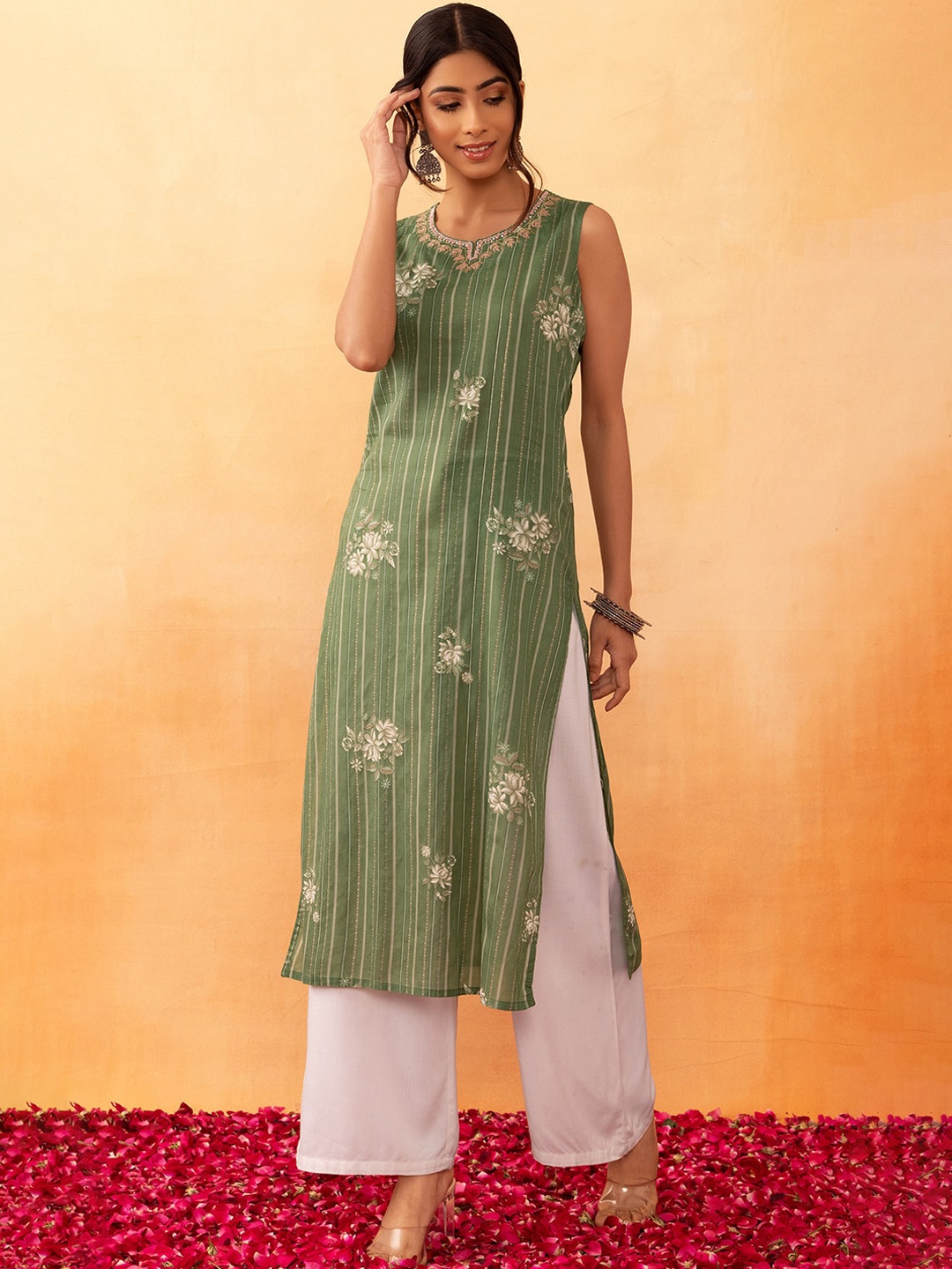 

Rang by Indya Floral Printed Pure Cotton Kurta, Green