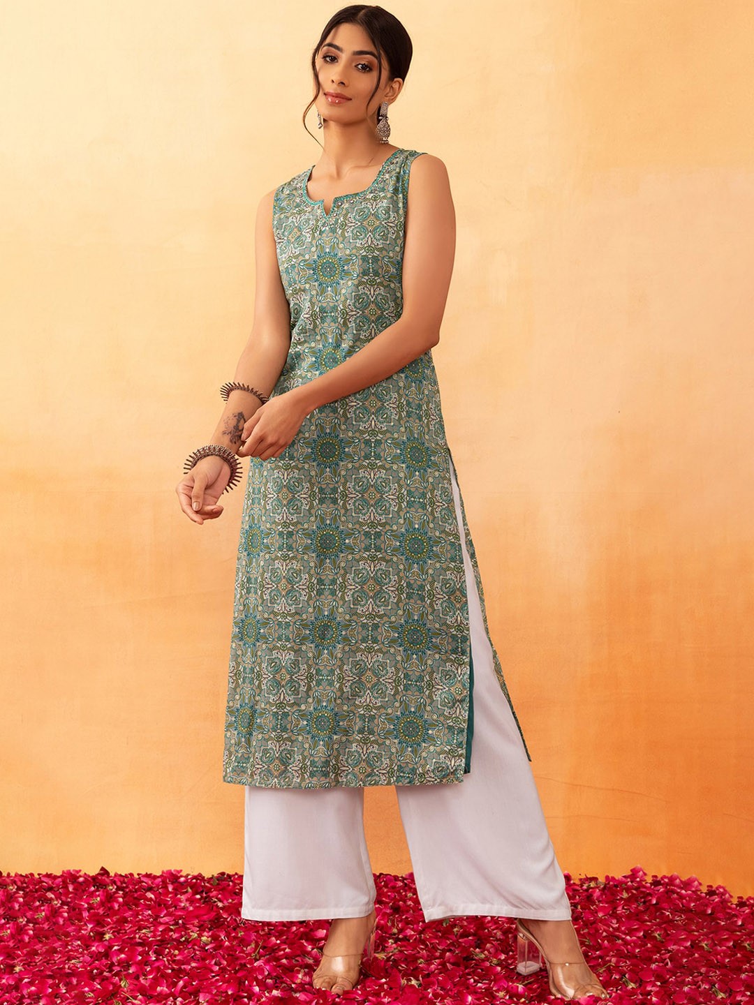 

Rang by Indya Ethnic Motifs Printed Pure Cotton Kurta, Green