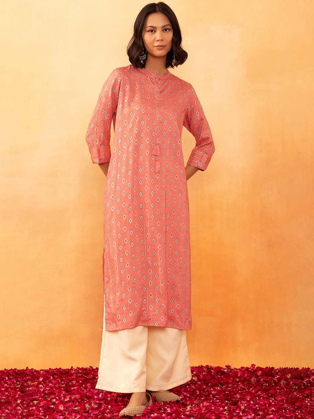 

Rang by Indya Mandarin Collar Geometric Printed Straight Kurta, Orange