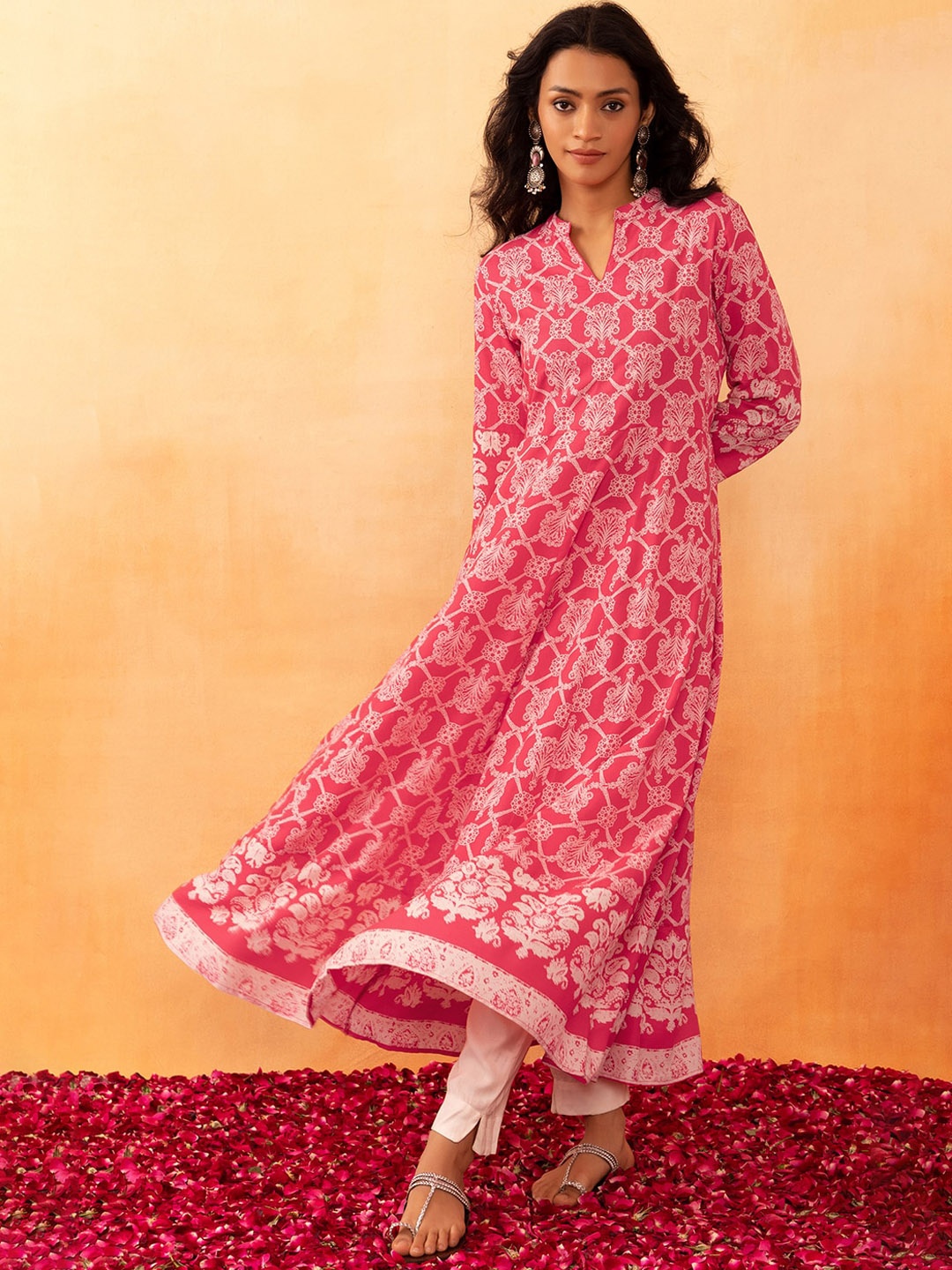 

Rang by Indya Ethnic Motifs Printed Anarkali Kurta, Pink