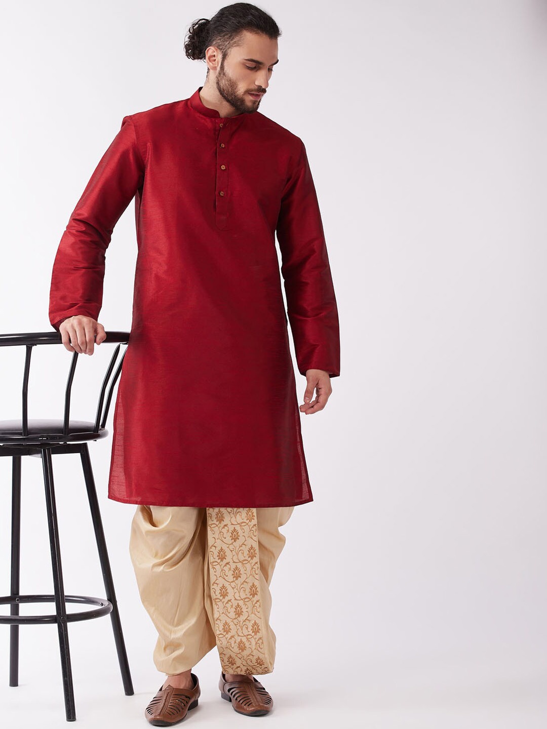 

VASTRAMAY Mandarin Collar Kurta with Embroidered Dhoti Pants, Maroon