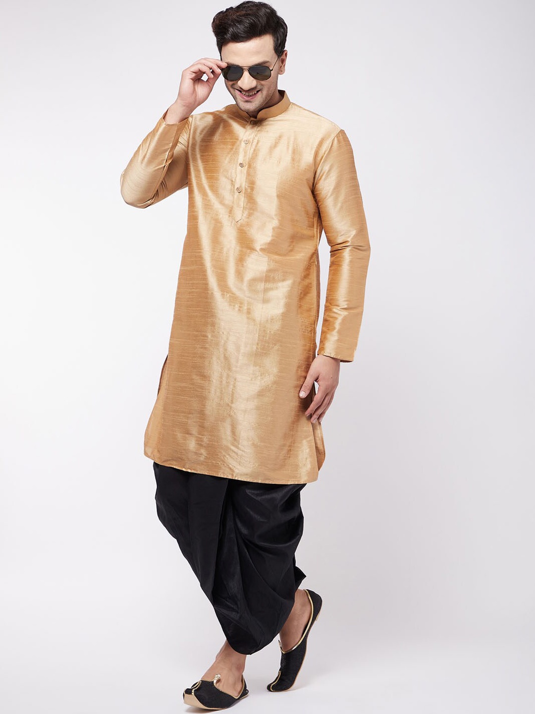 

VASTRAMAY Mandarin Collar Regular Straight Kurta With Dhoti Pants, Rose gold