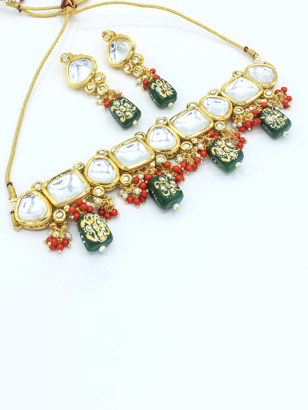 

AASHISH IMITATION Gold-Plated Kundan-Studded Necklace & Earrings