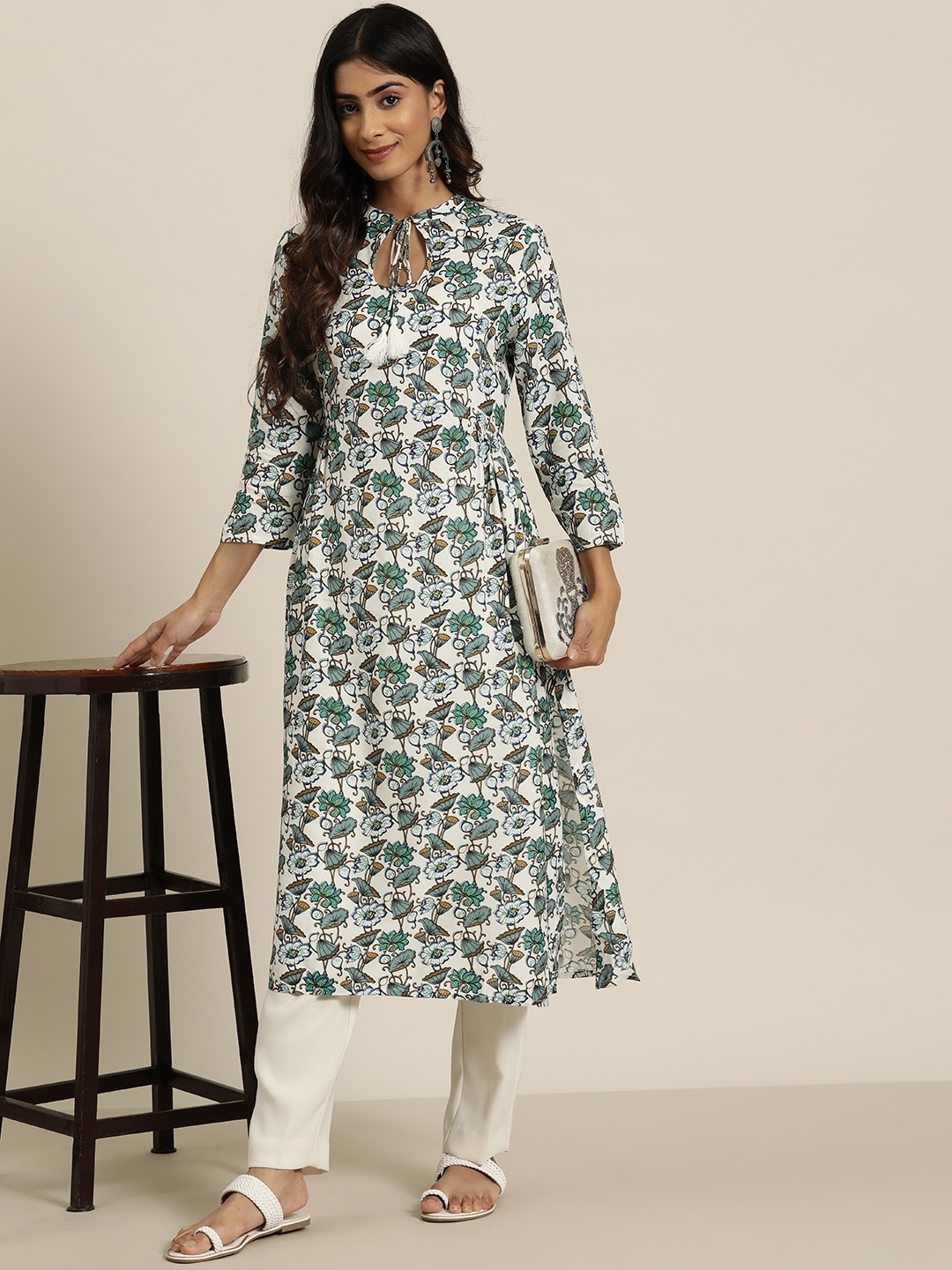 

HERE&NOW Floral Printed Keyhole Neck Pleated A-Line Kurta, White