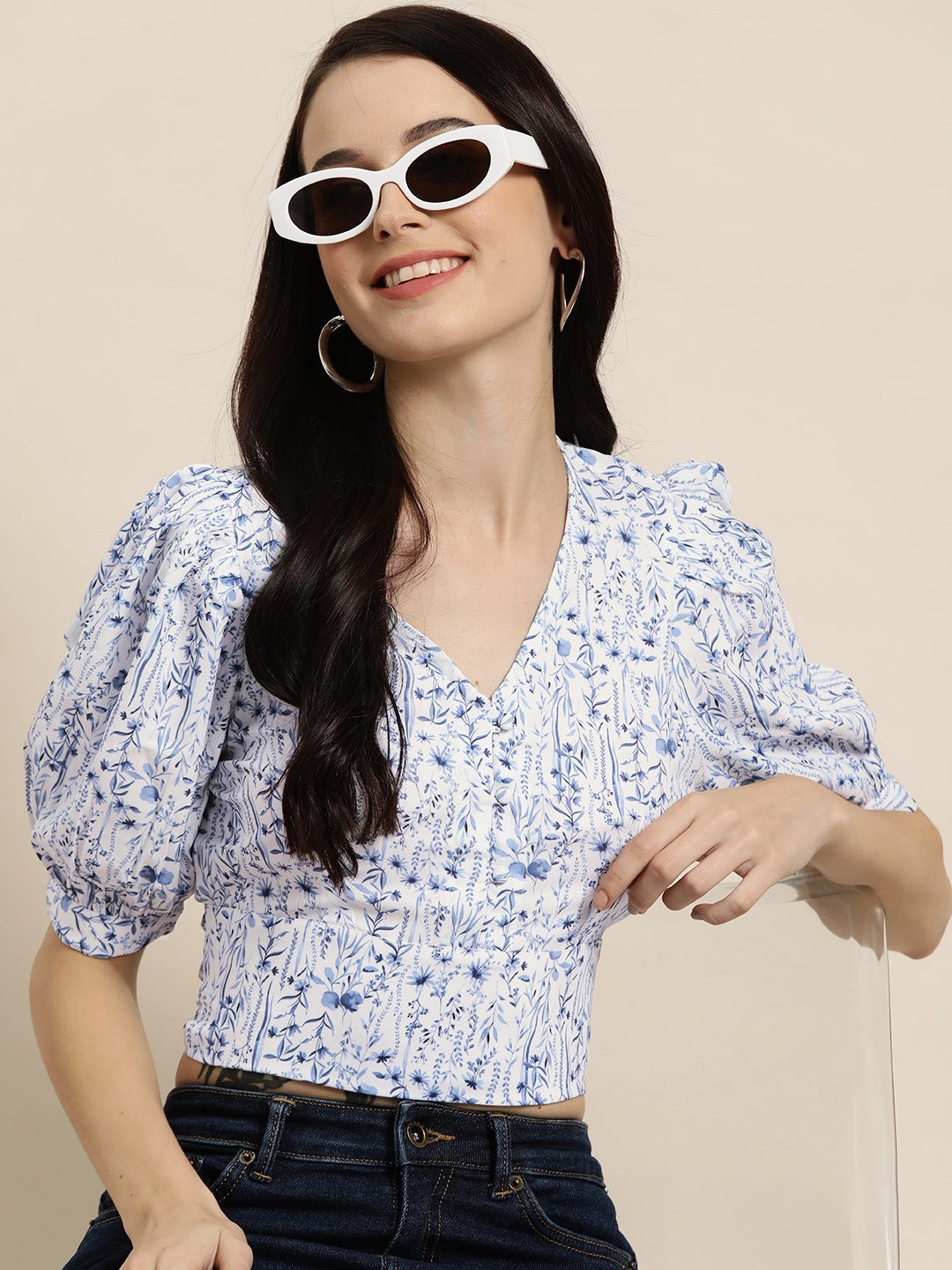 

HERE&NOW Floral Print Puff Sleeve Styled Back Top, White