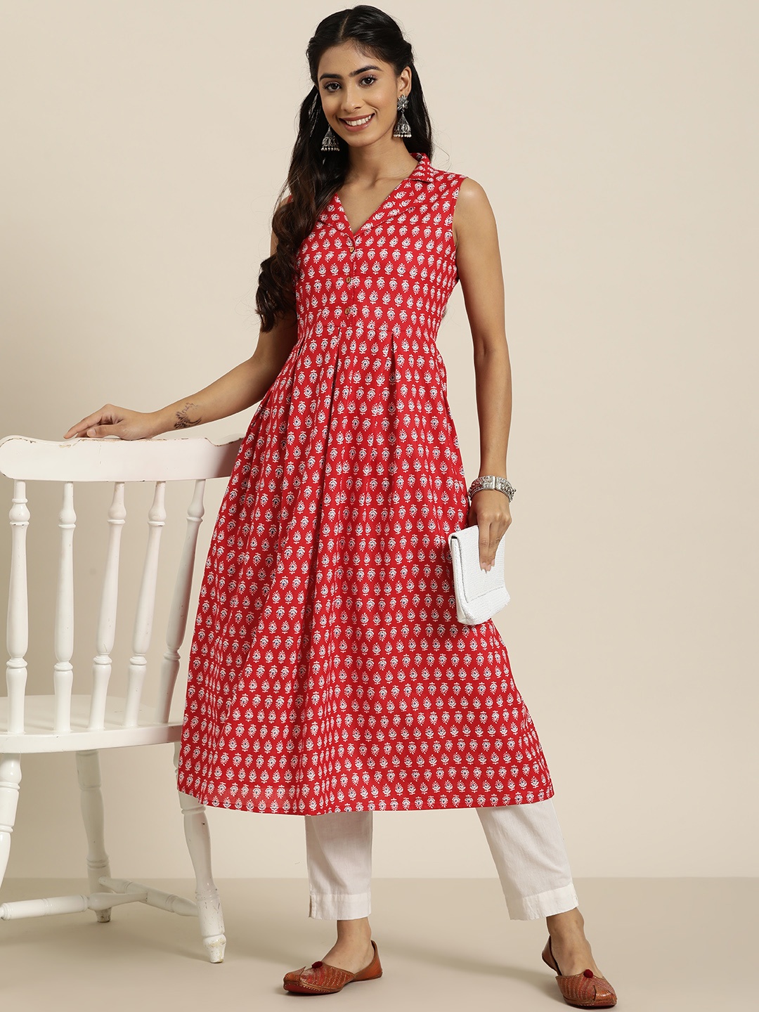 

HERE&NOW Women Red & White Floral Printed Kurta