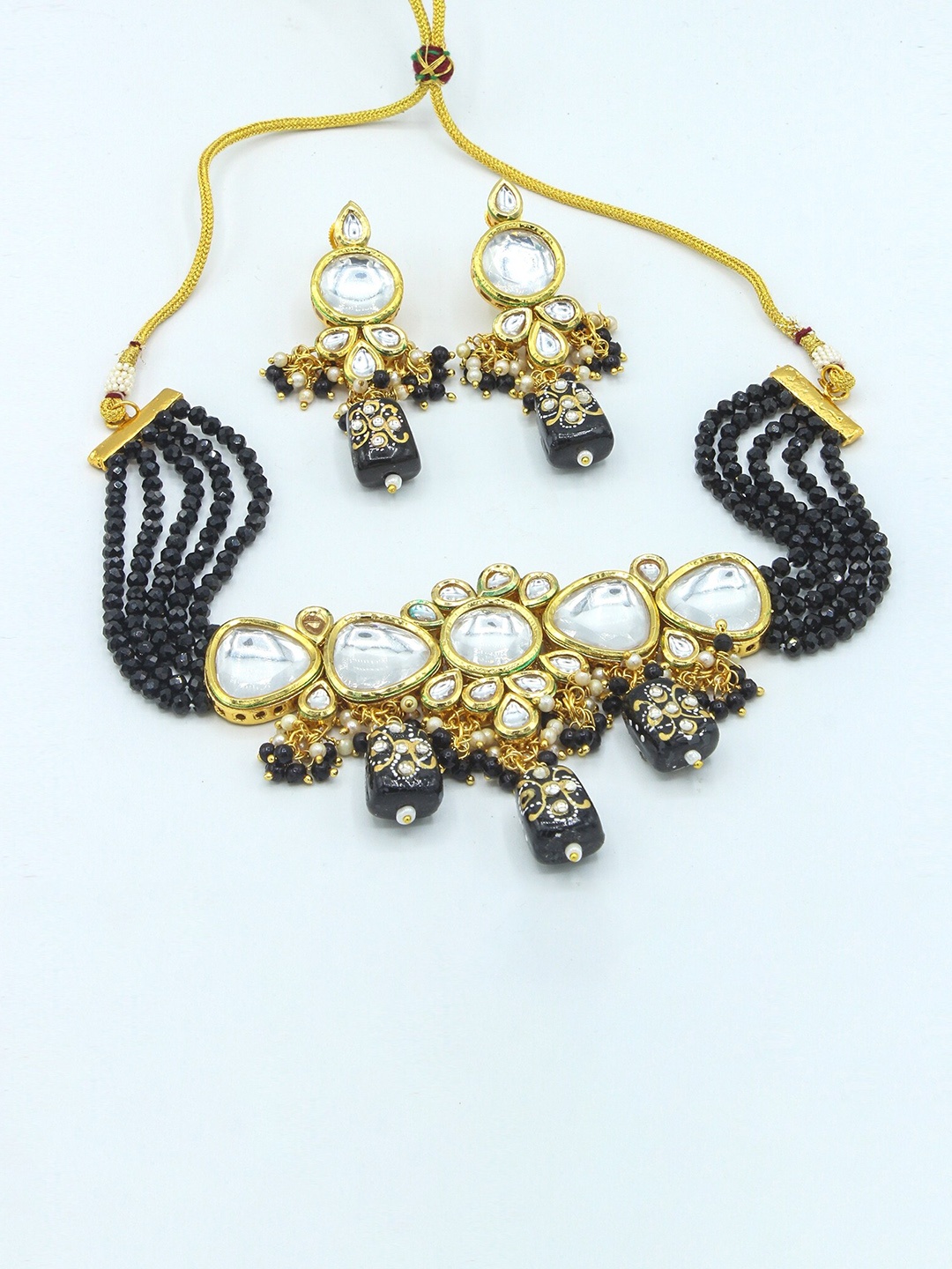 

AASHISH IMITATION Gold-Plated Kundan-Studded & Beaded Jewellery Set