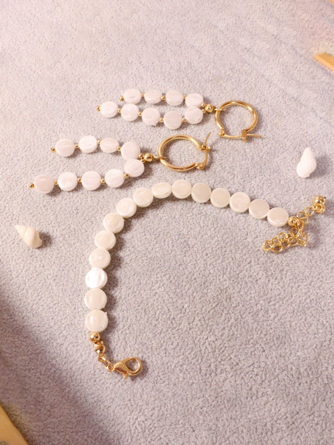 

SALTY Gold-Plated Pearl Beaded Jewellery Set