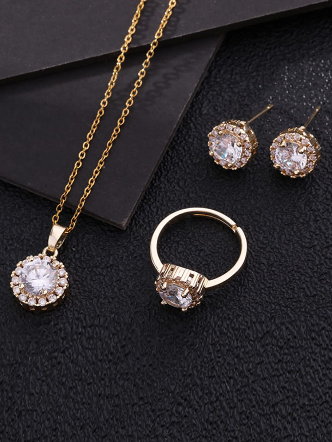 

SALTY Stone-Studded Jewellery Set & Finger Ring, Gold