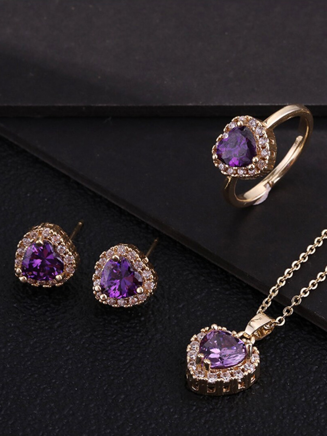 

SALTY Gold-Plated Stone-Studded Jewellery Set
