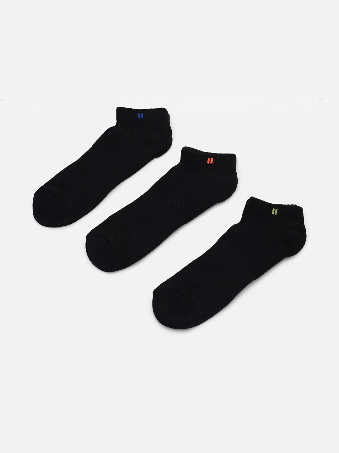 

max Men Pack Of 3 Ankle-Length Socks, Black