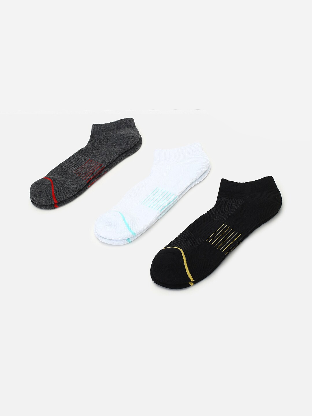 

max Men Pack Of 3 Patterned Ankle-Length Socks, White