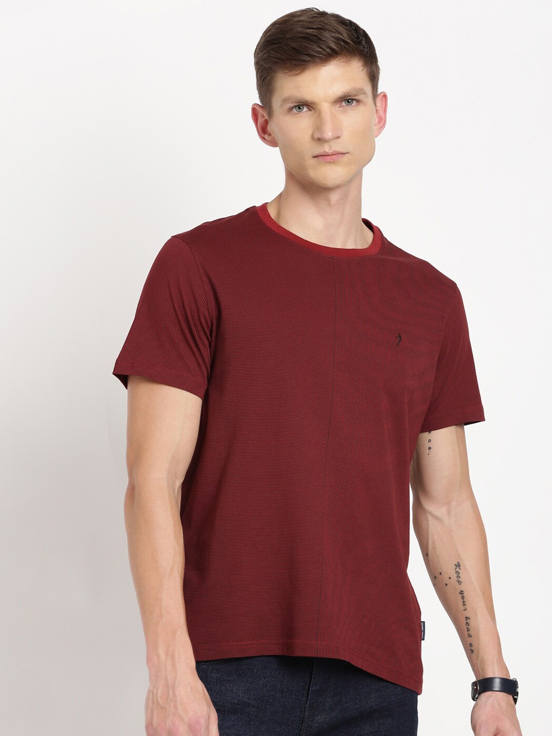 

Indian Terrain Self Design Pure Cotton Slim Fit T-shirt, Red