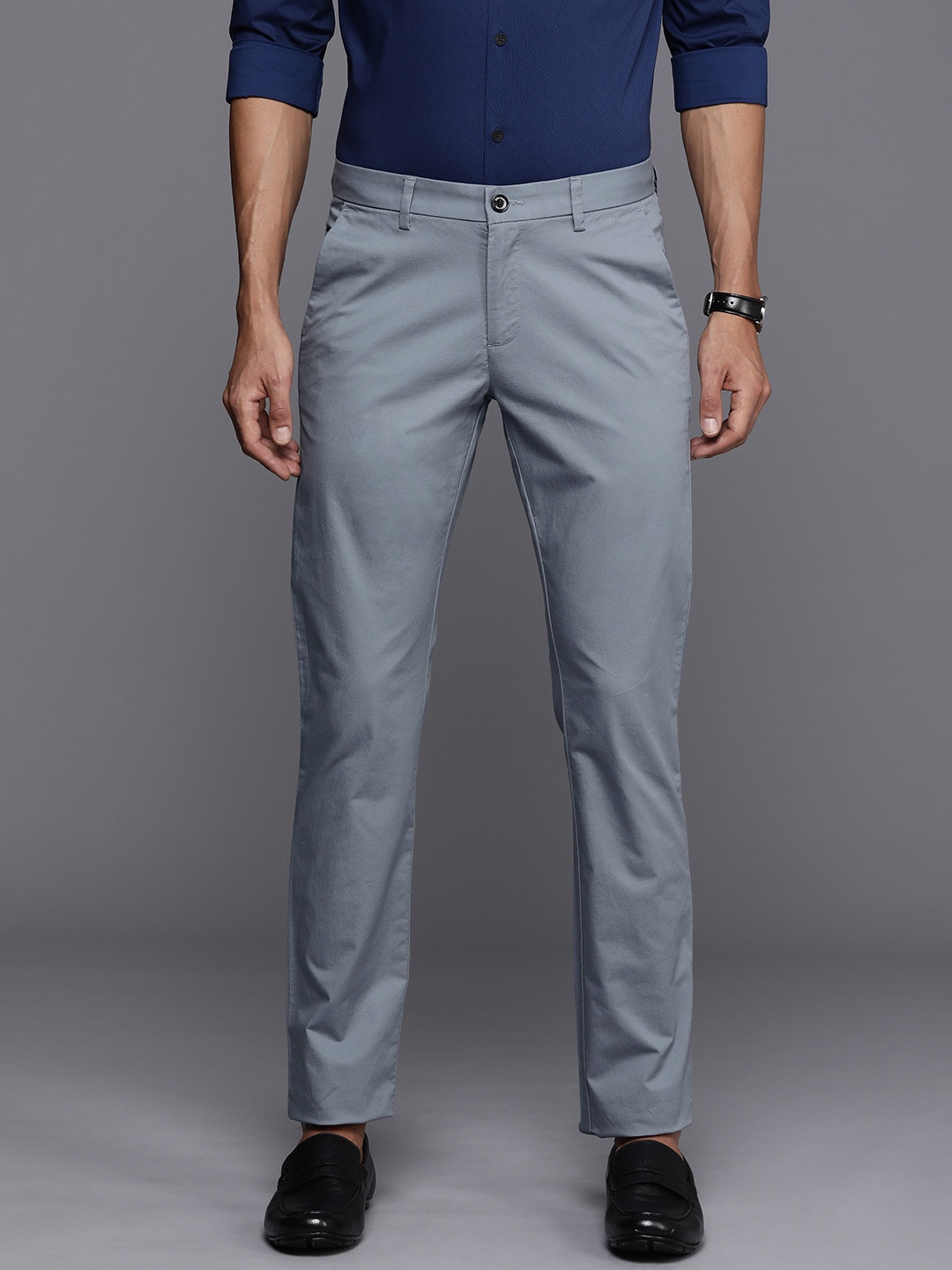 

Allen Solly Men Solid Slim Fit Chinos Trousers, Blue