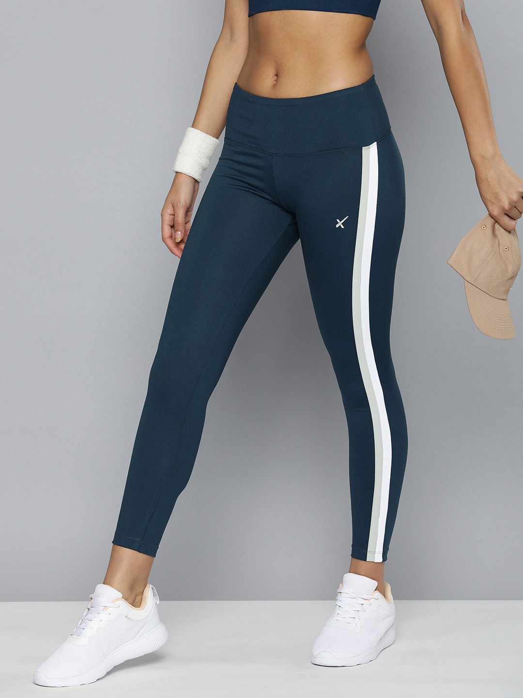 

HRX by Hrithik Roshan Striped Rapid-Dry Training Tights, Navy blue