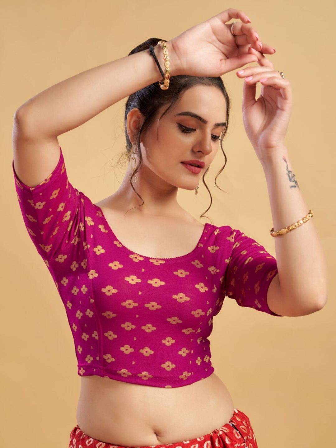 

HIMRISE Round Neck Printed Saree Blouse, Pink