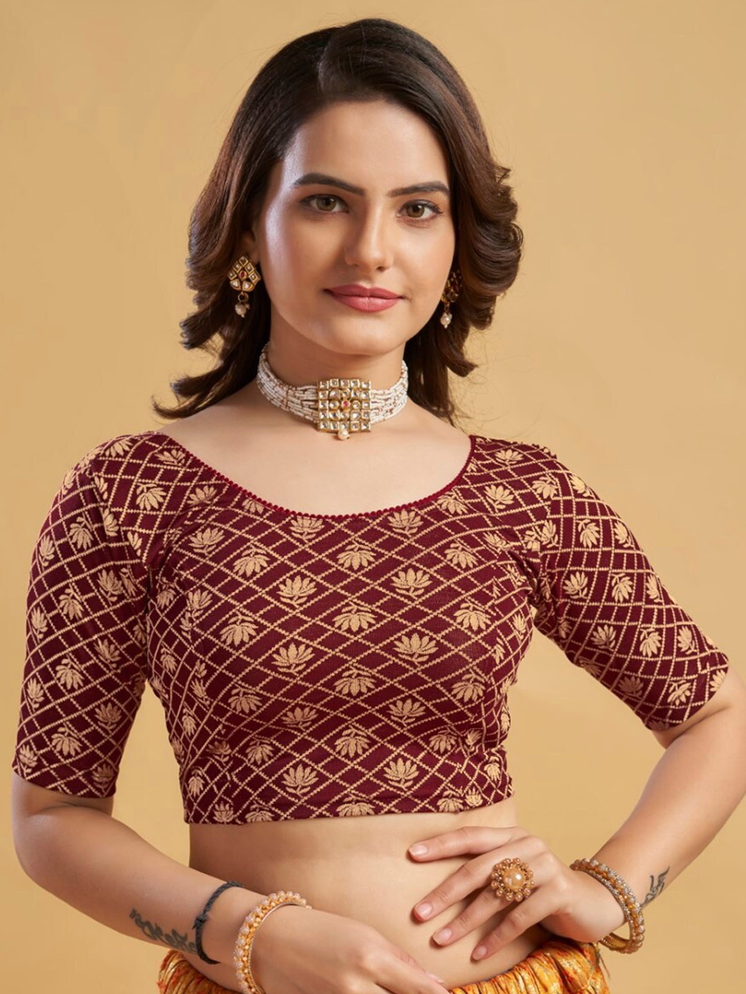 

HIMRISE Round Neck Printed Saree Blouse, Maroon
