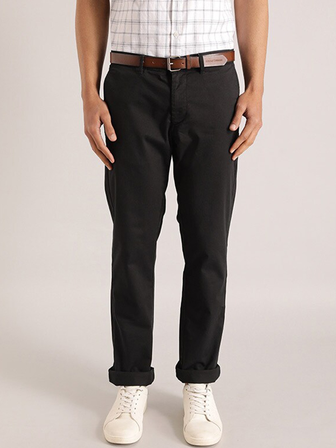 

Indian Terrain Men Mid-Rise Brooklyn Slim Fit Chinos Trousers, Black