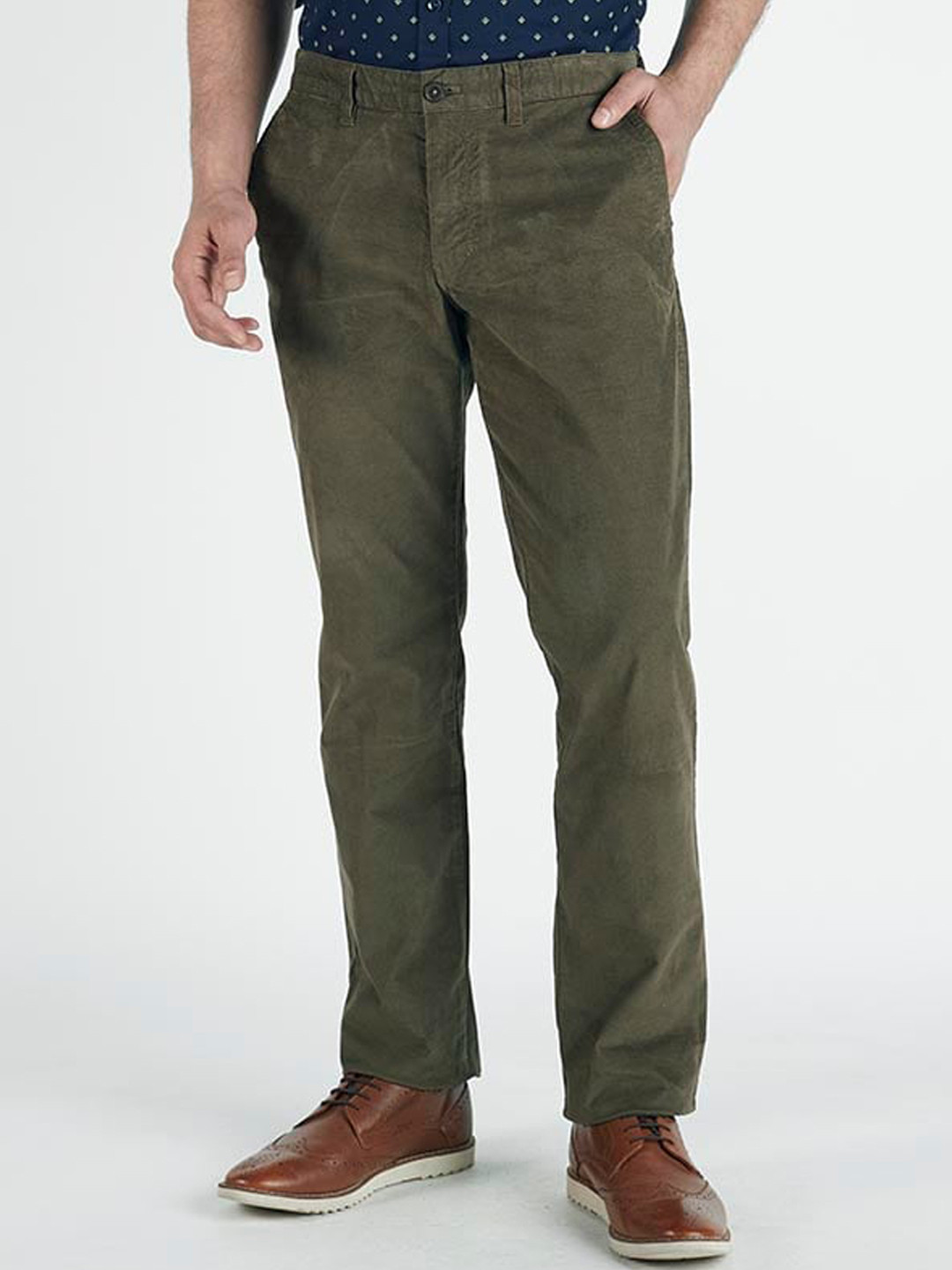 

Indian Terrain Men Mid-Rise Brooklyn Slim Fit Formal Trousers, Green
