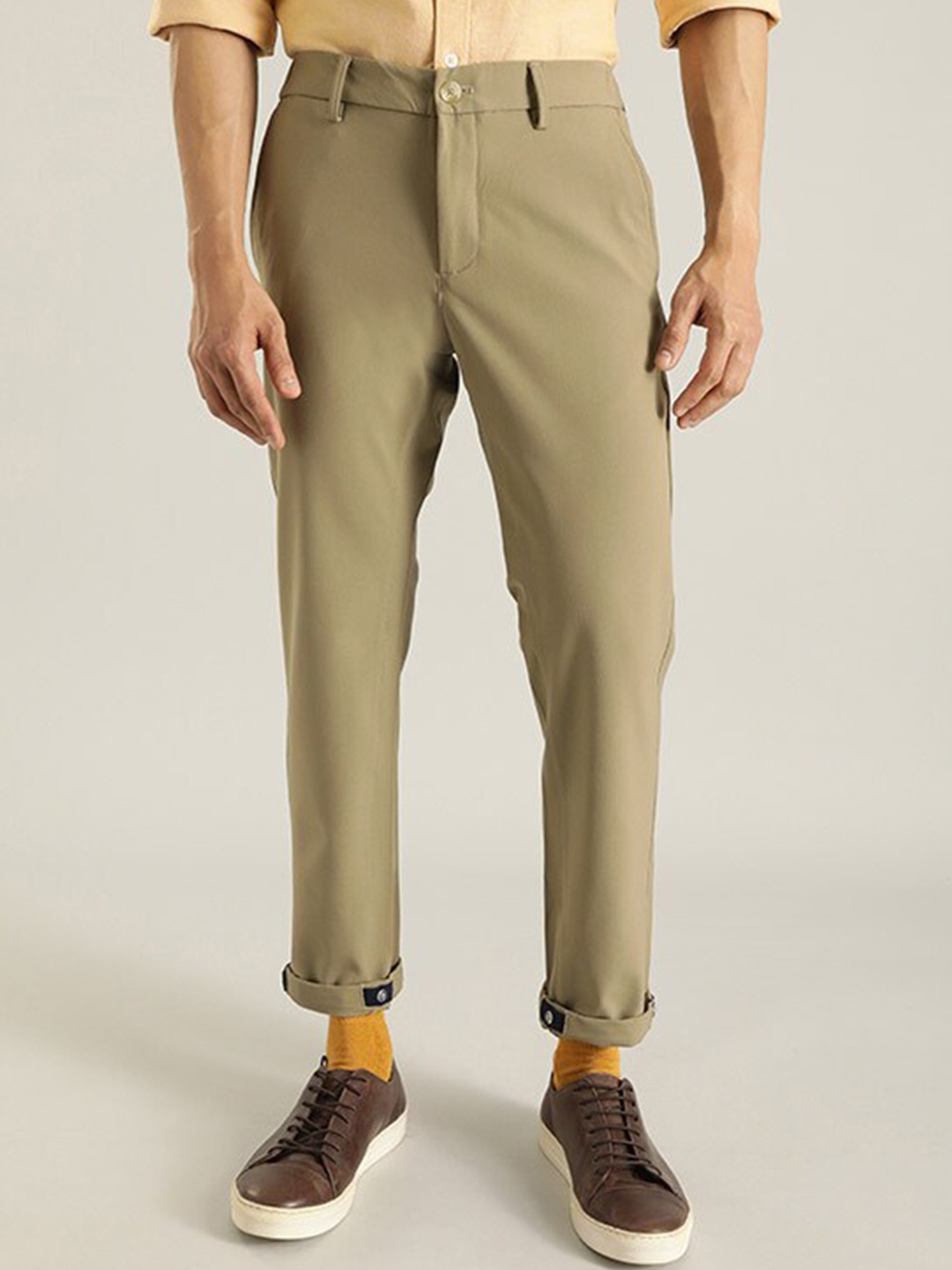 

Indian Terrain Men Brooklyn Mid-Rise Slim Fit Chinos Trousers, Brown