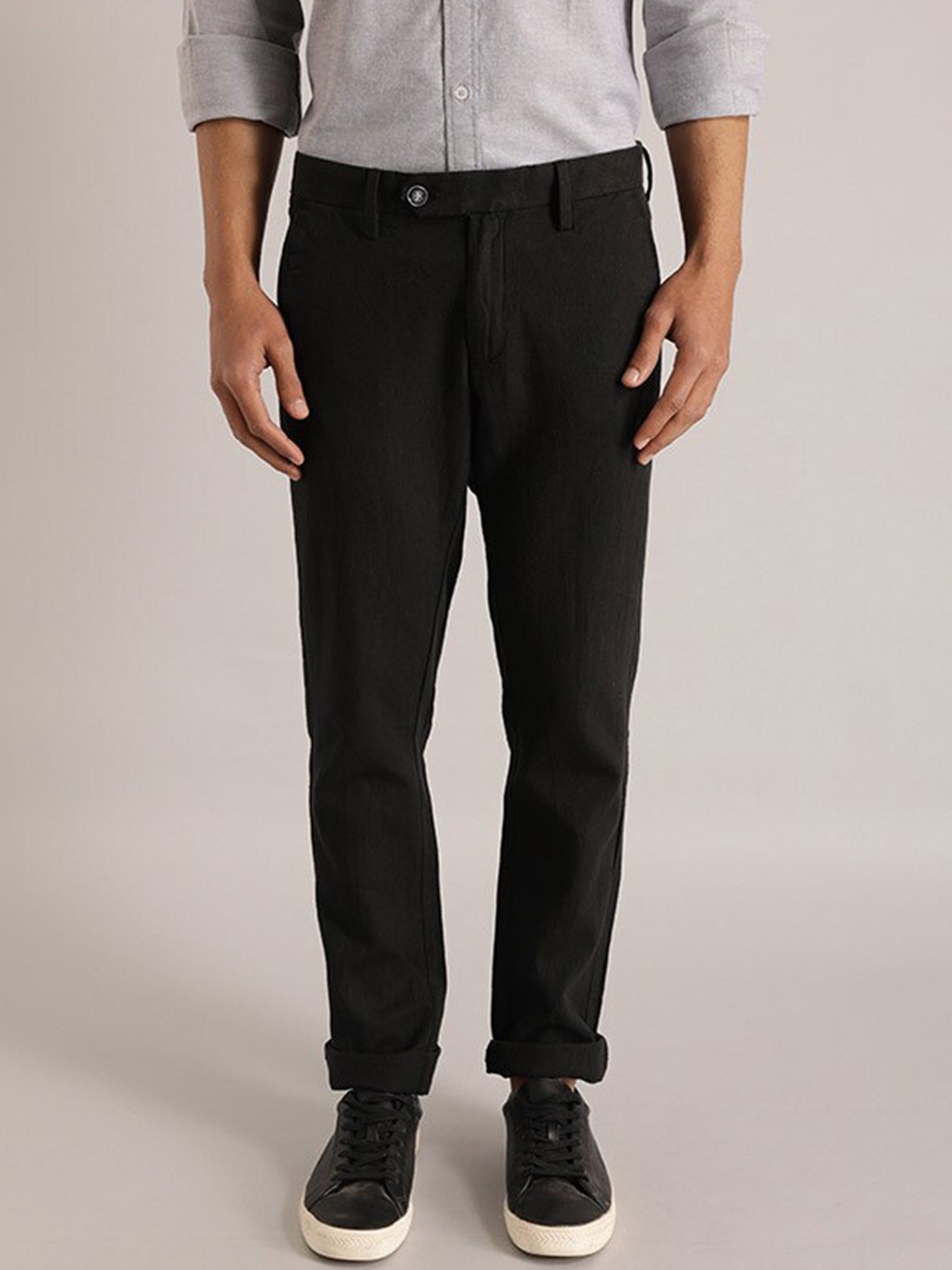 

Indian Terrain Men Black Brooklyn Slim Fit Chinos Trousers