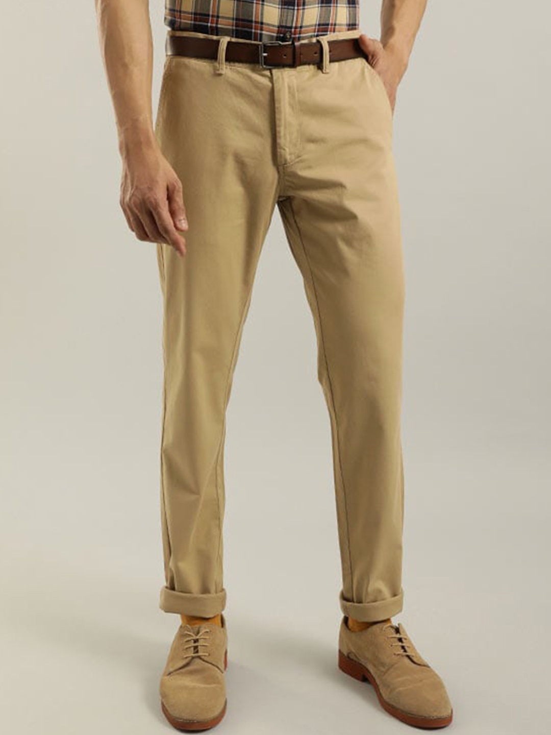 

Indian Terrain Men Brooklyn Slim Fit Cotton Trousers, Khaki