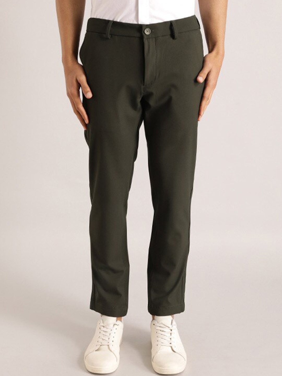

Indian Terrain Men Brooklyn Mid Rise Plain Slim Fit Chinos Trousers, Green