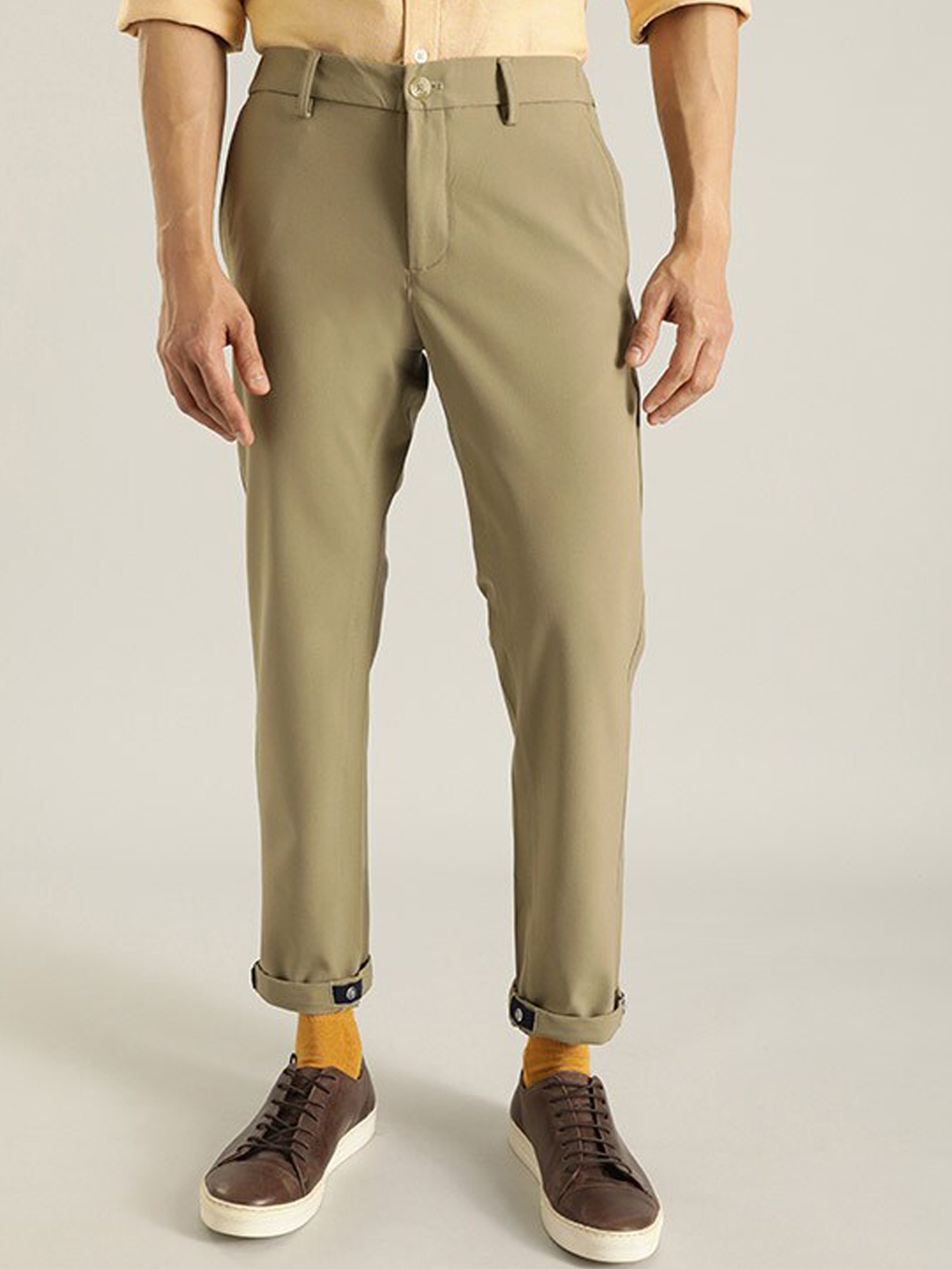 

Indian Terrain Men Brooklyn Mid Rise Plain Slim Fit Chinos Trousers, Khaki
