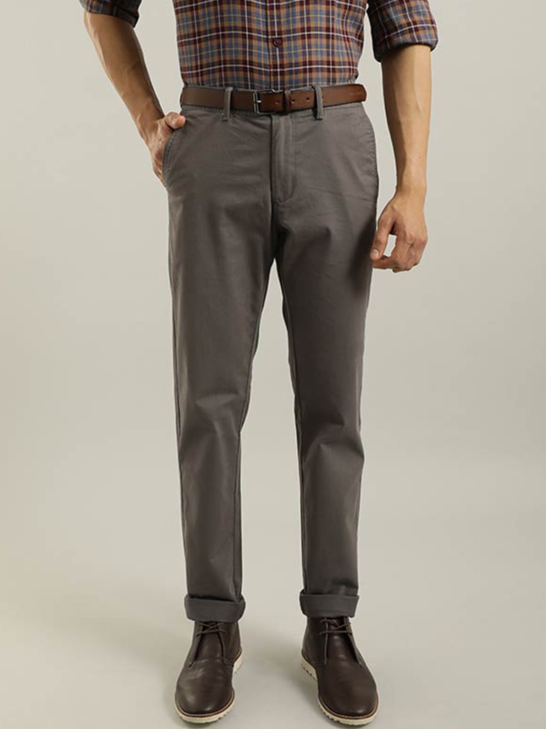 

Indian Terrain Men Brooklyn Mid-Rise Slim Fit Formal Trousers, Grey