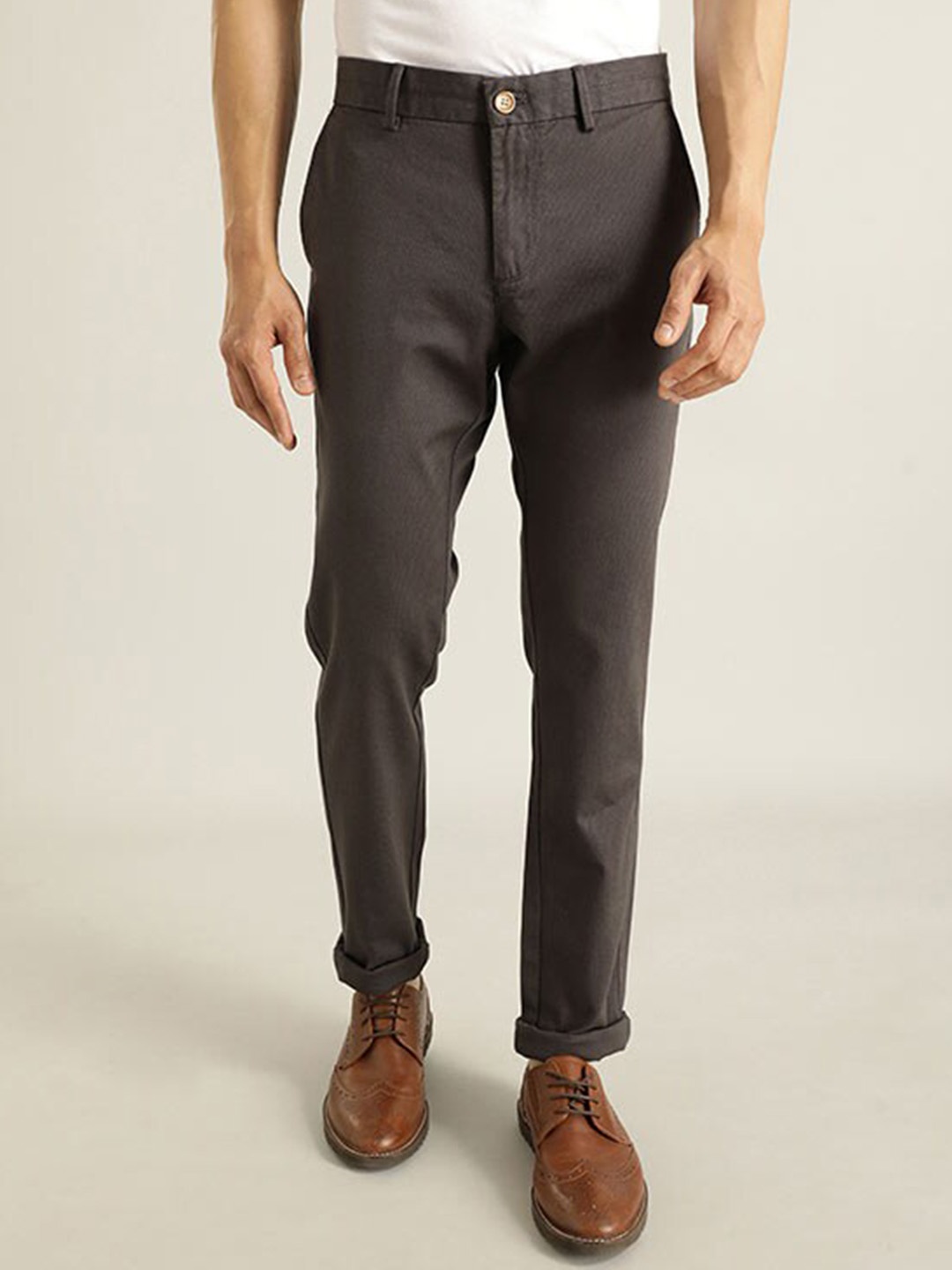 

Indian Terrain Men Brooklyn Slim Fit Casual Chinos Trousers, Black