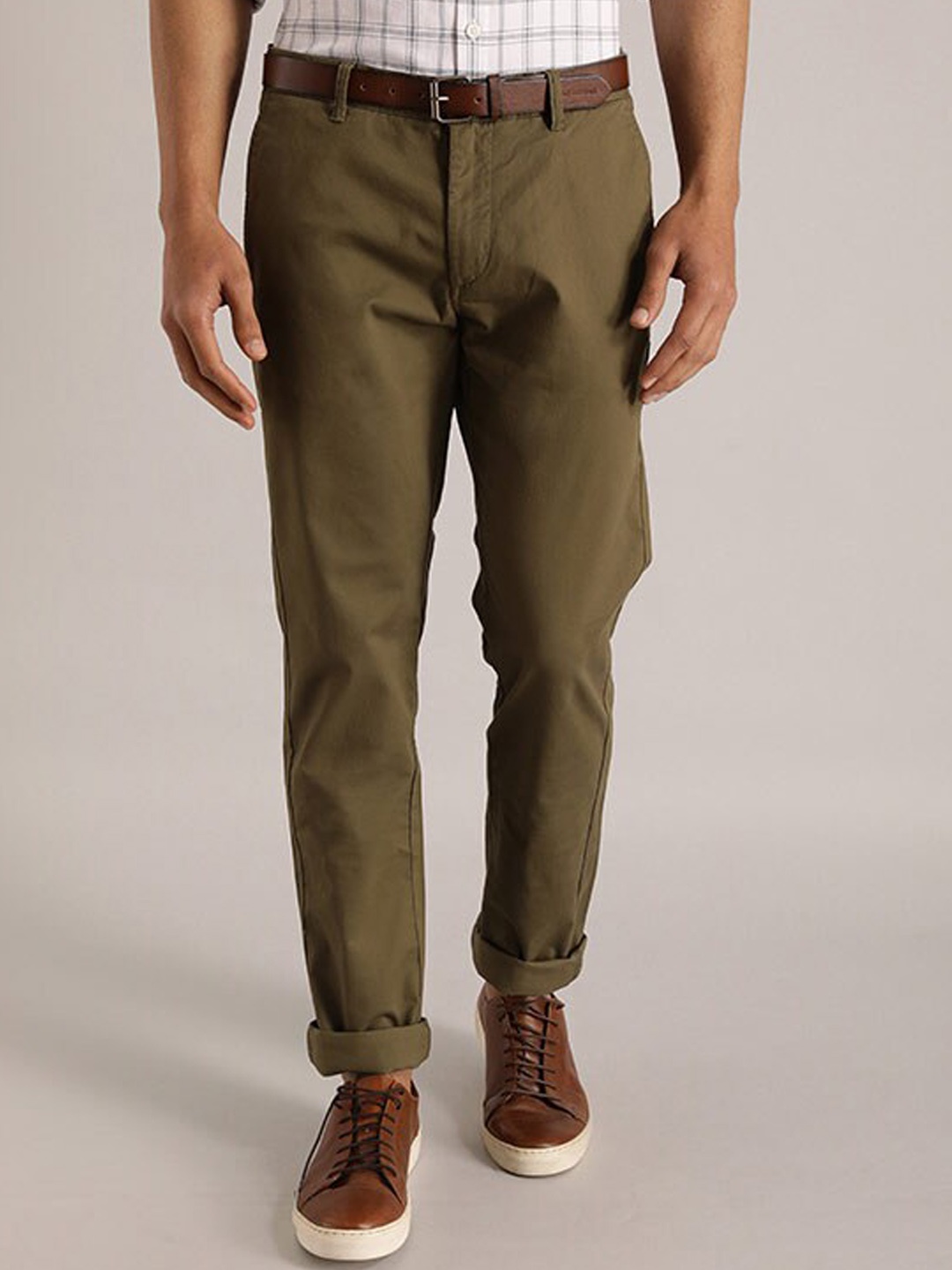 

Indian Terrain Men Brooklyn Slim Fit Chinos Trousers, Olive