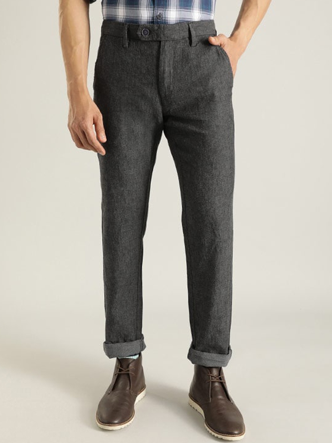 

Indian Terrain Men Brooklyn Slim Fit Cotton Linen Trousers, Black