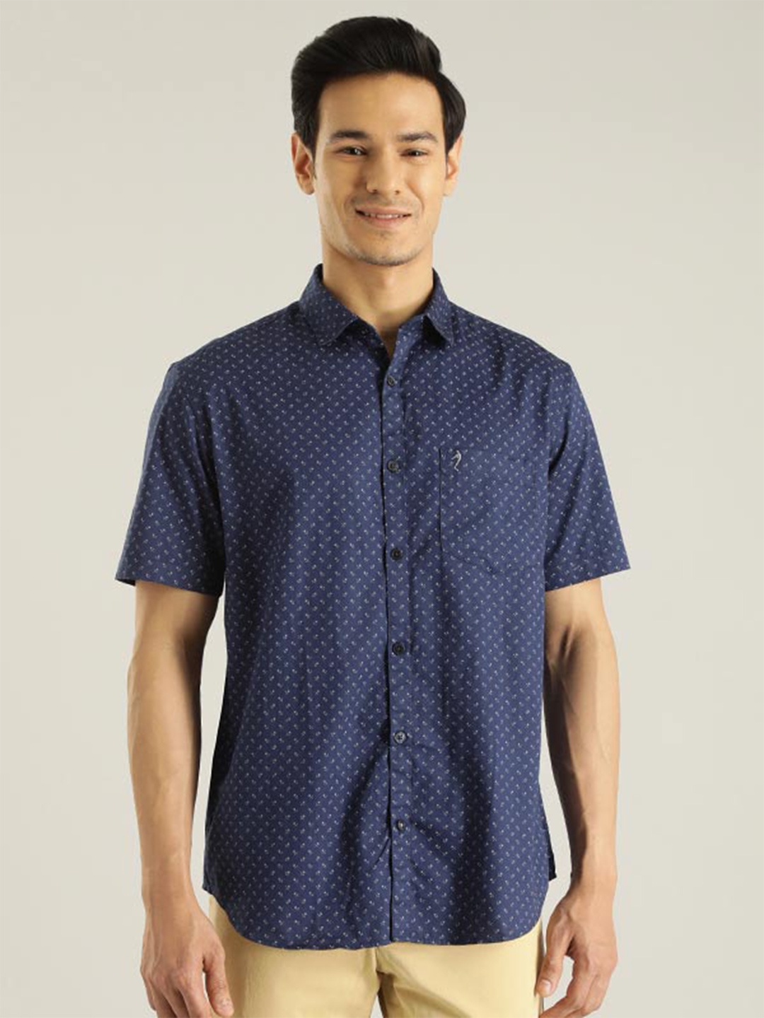 

Indian Terrain Chiseled Slim Fit Opaque Floral Printed Pure Cotton Casual Shirt, Navy blue