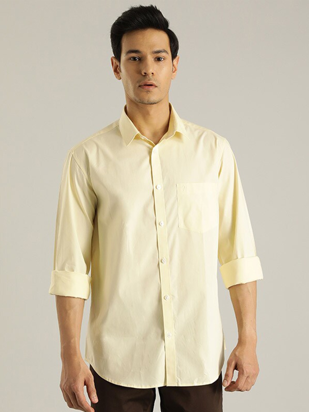 

Indian Terrain Spread Collar Chiseled Fit Slim Fit Pure Cotton Casual Shirt, Yellow