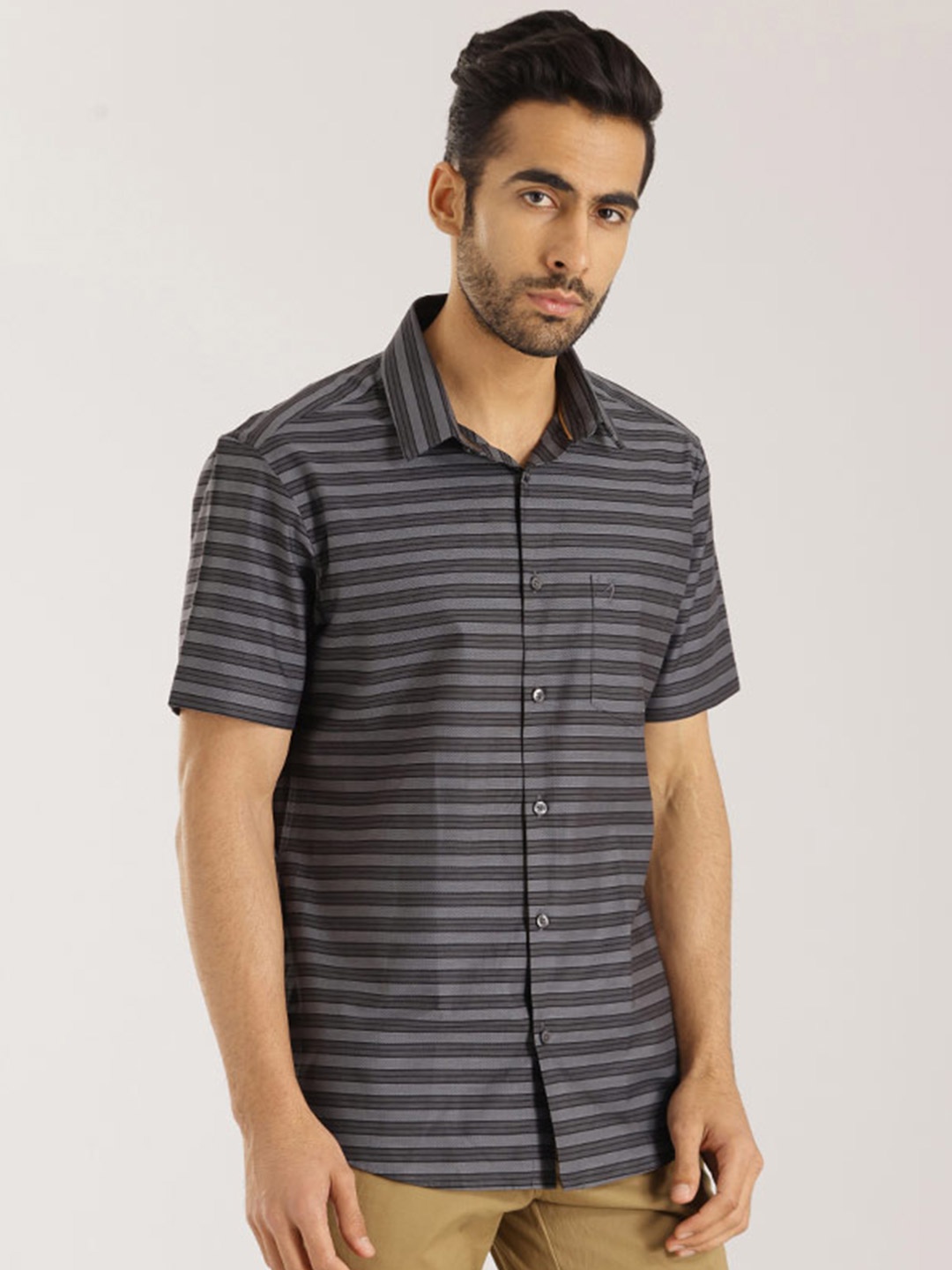 

Indian Terrain Chiseled Slim Fit Horizontal Stripes Pure Cotton Casual Shirt, Blue