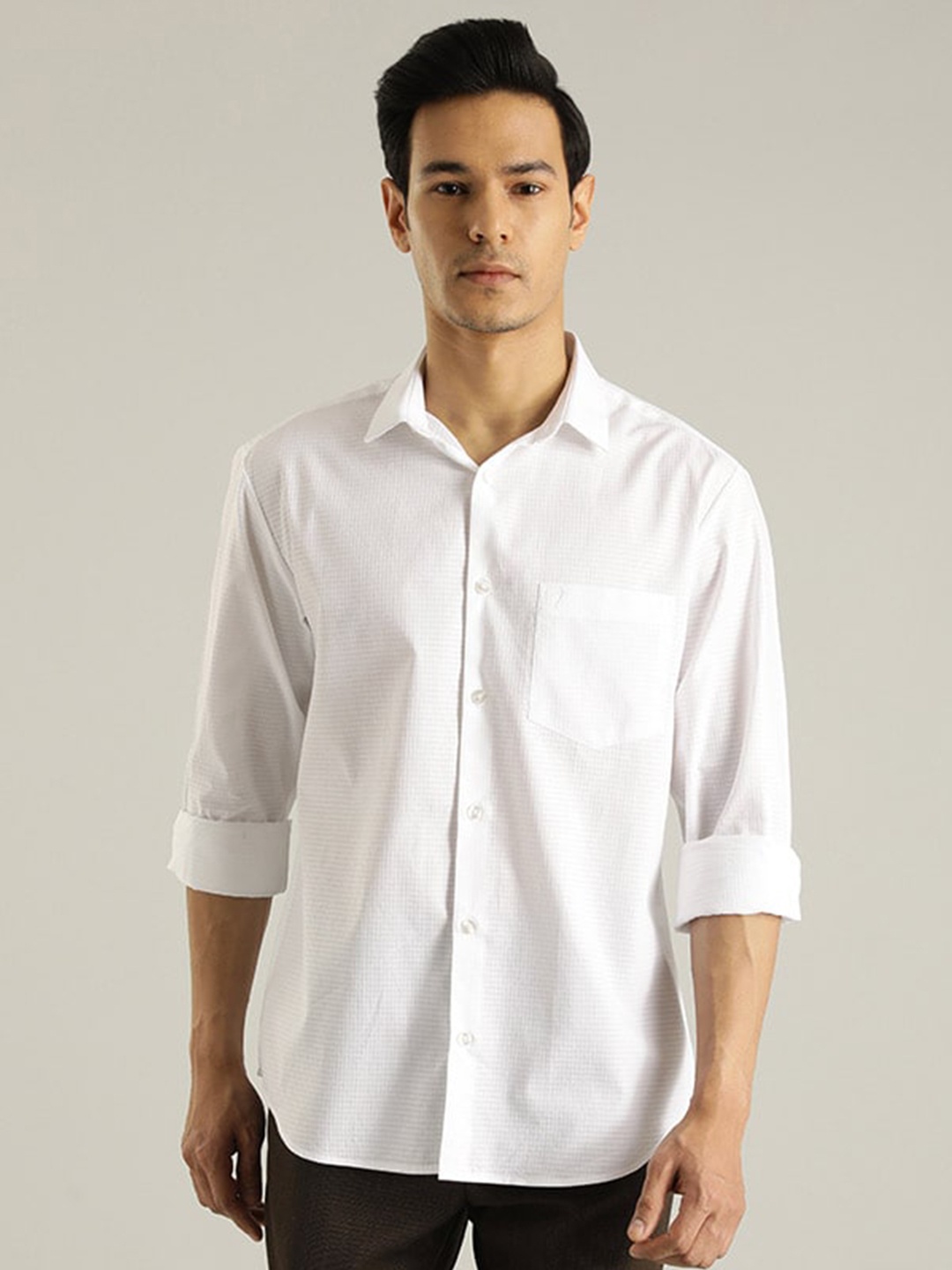 

Indian Terrain Chiseled Slim Fit Pure Cotton Opaque Casual Shirt, White