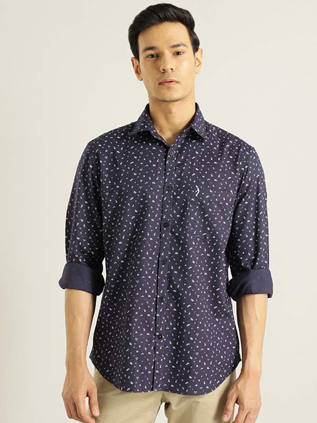 

Indian Terrain Chiseled Slim Fit Floral Printed Cotton Casual Shirt, Navy blue