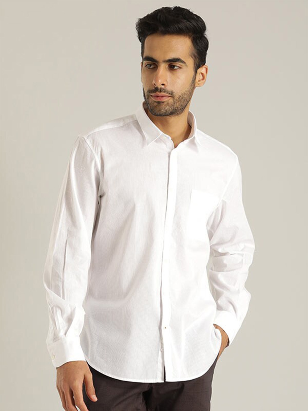 

Indian Terrain Chiseled Slim Fit Pure Cotton Shirt, White