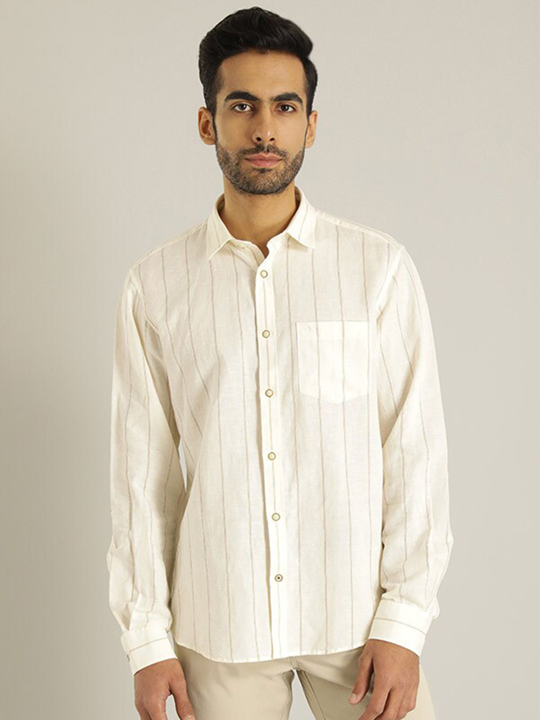 

Indian Terrain Chiseled Slim Fit Vertical Striped Casual Pure Cotton Shirt, Off white