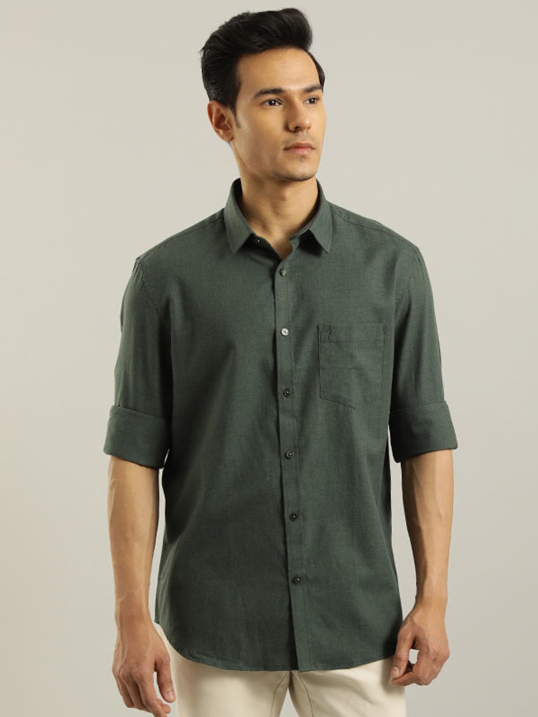 

Indian Terrain Spread Collar Chiseled Slim Fit Casual Cotton Shirt, Green