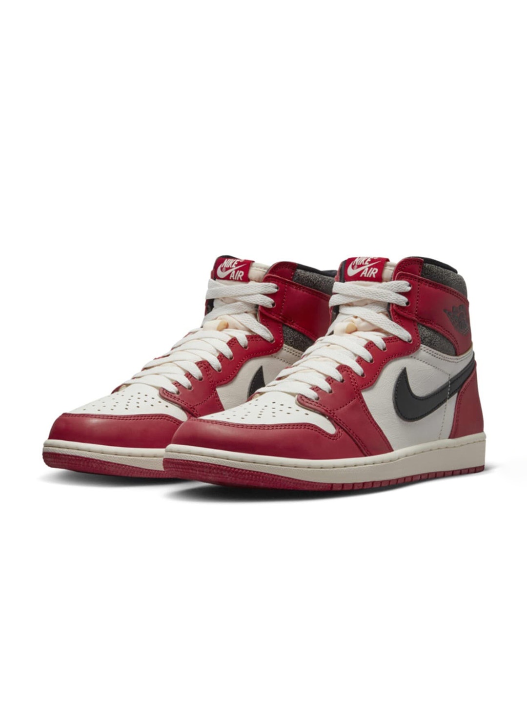 

Nike Men Air Jordan 1 Retro High OG Sneakers, Red