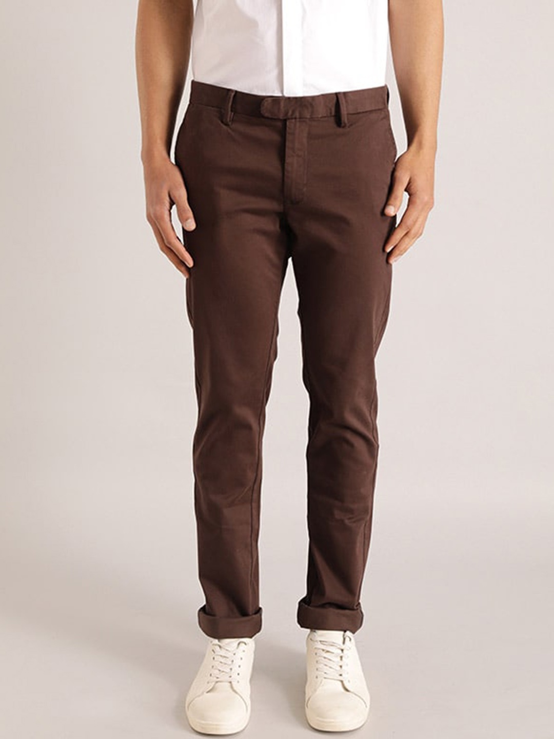 

Indian Terrain Men Brooklyn Slim Fit Mid-Rise Pure Cotton Chinos Trousers, Brown
