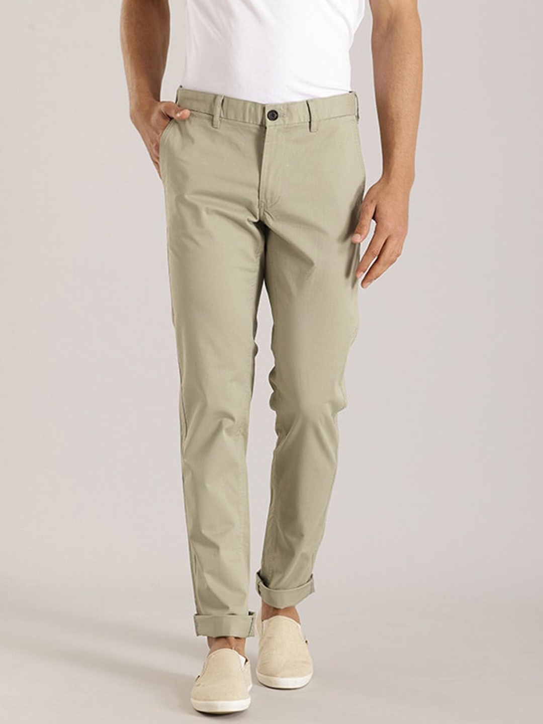 

Indian Terrain Men Brooklyn Slim Fit Chinos Trousers, Green