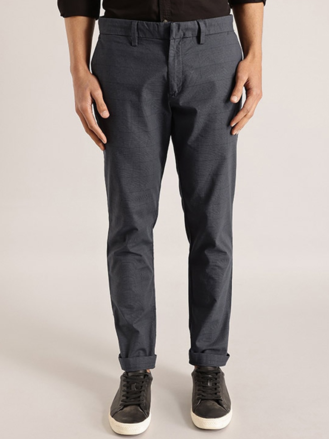 

Indian Terrain Men Brooklyn Slim Fit Formal Trousers, Black