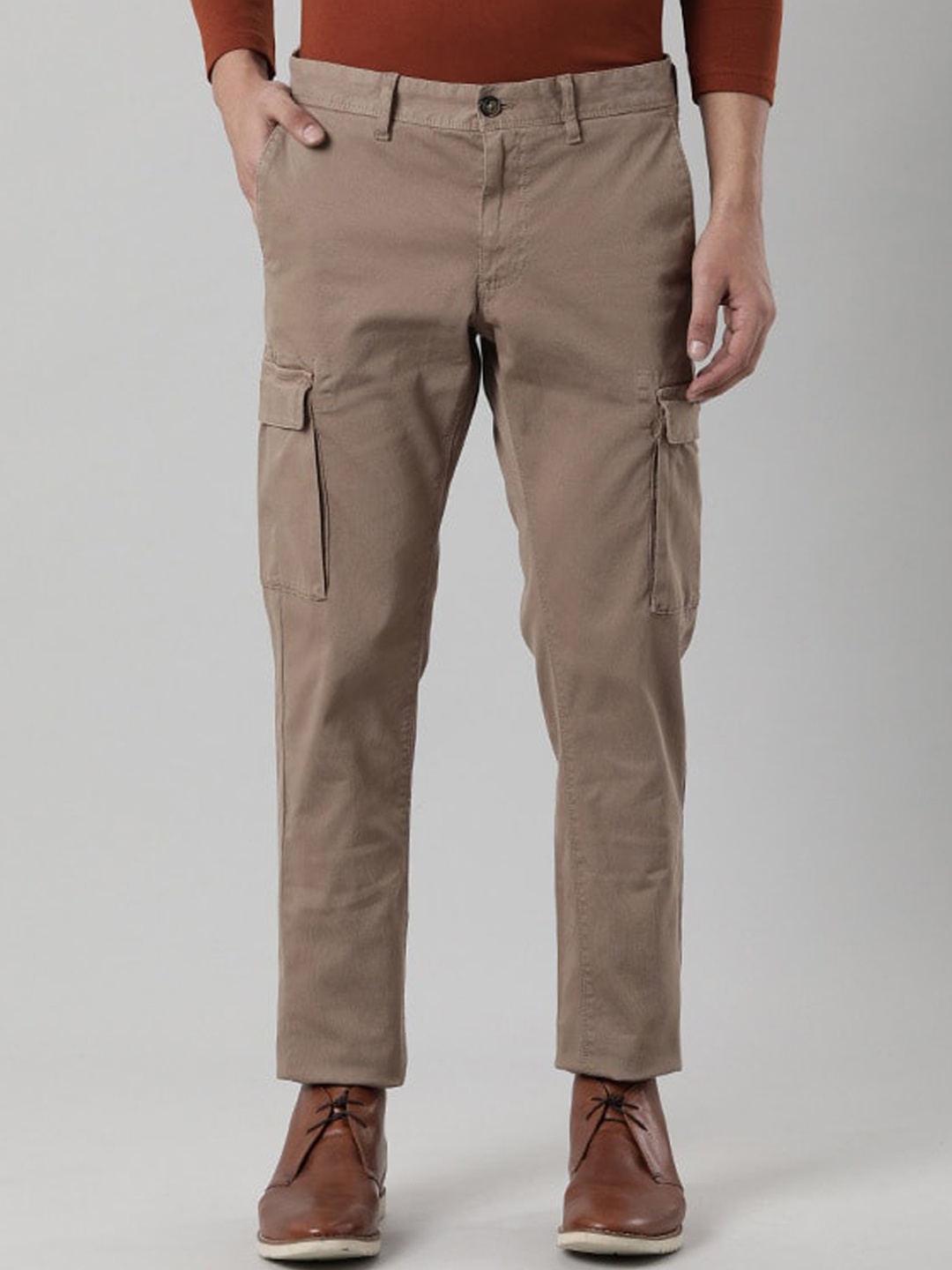 

Indian Terrain Men Brooklyn Slim Fit Pure Cotton Cargos Trousers, Brown