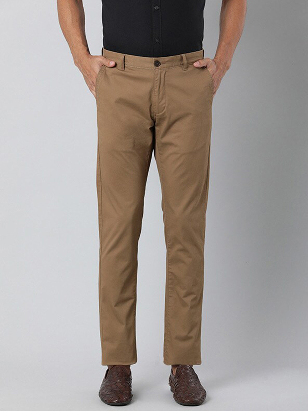 

Indian Terrain Men Brooklyn Slim Fit Trousers, Brown