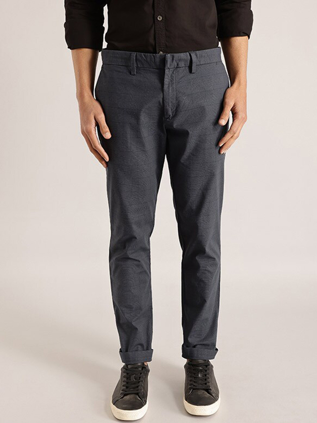 

Indian Terrain Men Brooklyn Slim Fit Pure Cotton Trousers, Grey