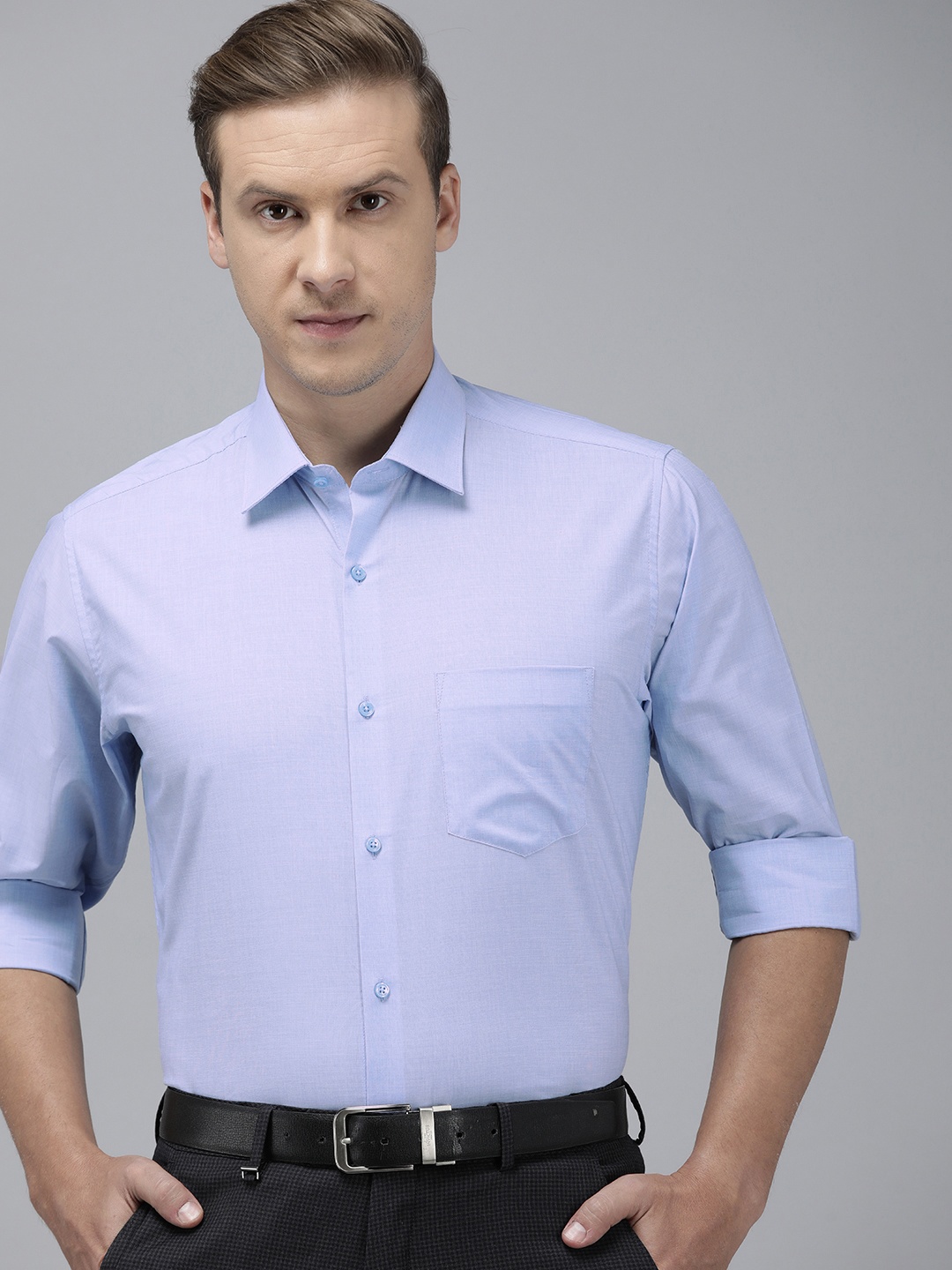 

Van Heusen Men Pure Cotton Custom Fit Formal Shirt, Blue