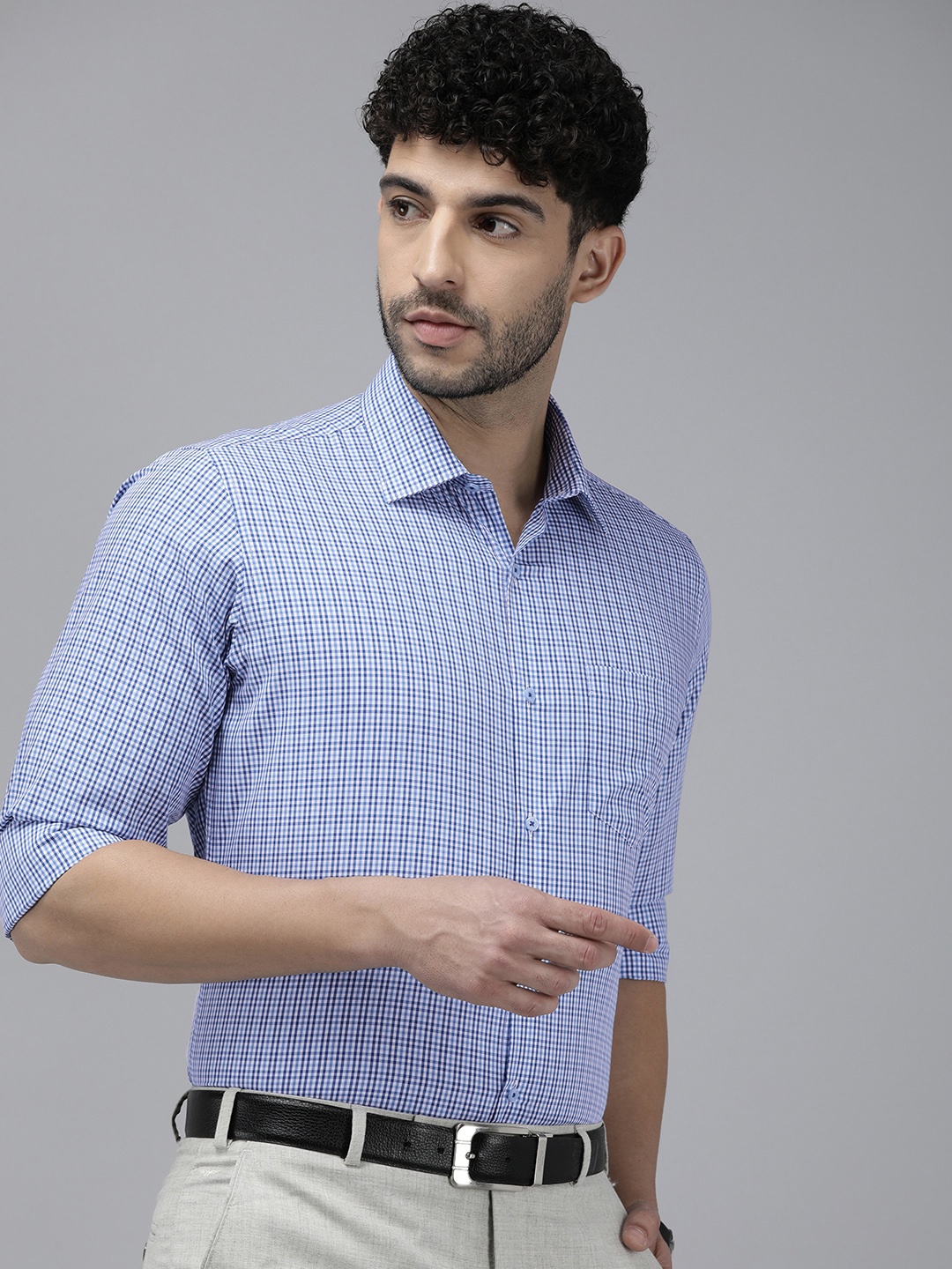 

Van Heusen Men Pure Cotton Custom Fit Micro Checks Formal Shirt, Blue